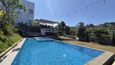 white hourse villa