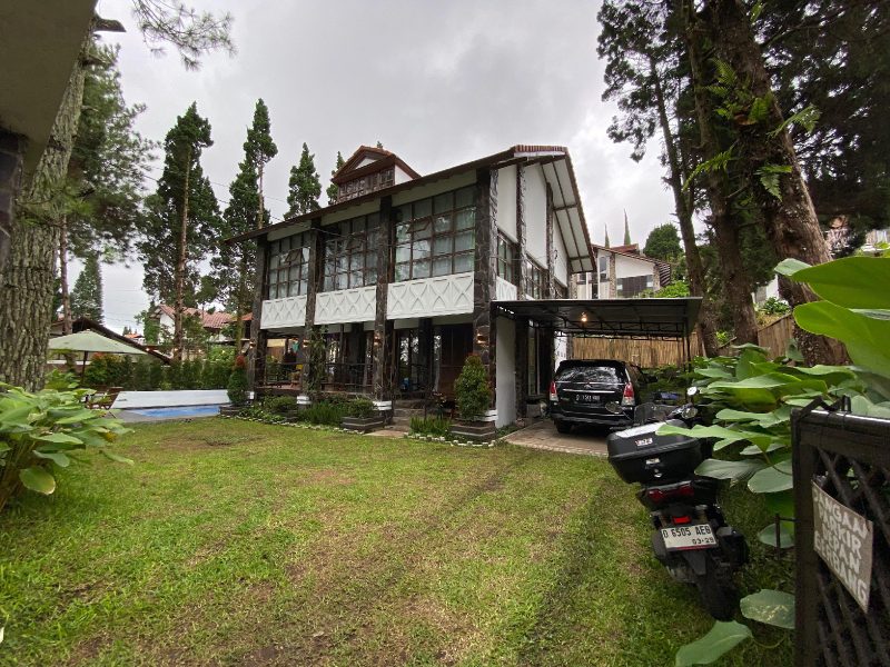 Villa Anggrek Lembang